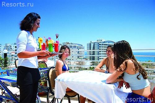 Peranis Hotel 21